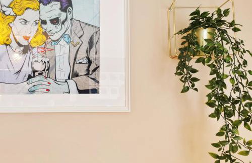 Highstone 4 Bedrooms Home 7 Beds With Parking and Garden - Foto 23