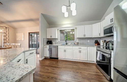 King Beds with Hot Tub Arcade & Golf Course View - Foto 19