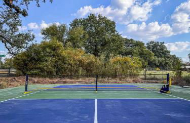 Stillwater House Elegant tiny container home Near Magnolia - Foto 5