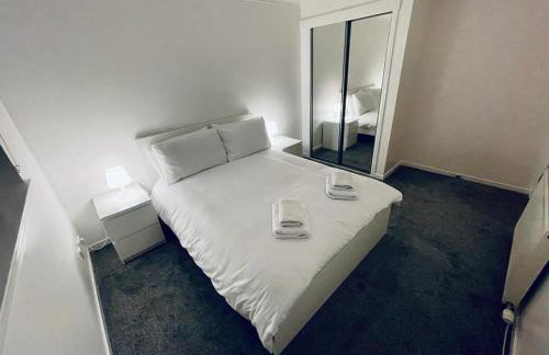 Modern 2 Bedroom Apartment With Free Parking - Foto 4