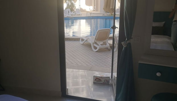 Chic Stylish Spacious Apt Poolside, Smarttv & Wifi - Foto 2, Habitación