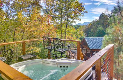 7 Mi to Lake Lure Mill Spring Cabin with Hot Tub - Foto 26