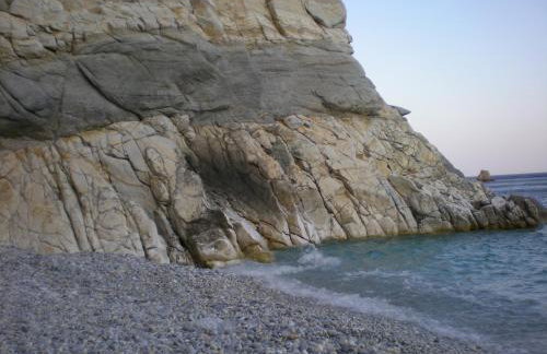 ZACHAROULA ROOMS 2 - Photo 13