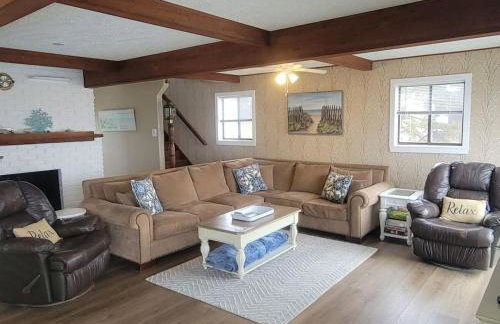 Waterfront Salt Pond House, water view and dock - Foto 7