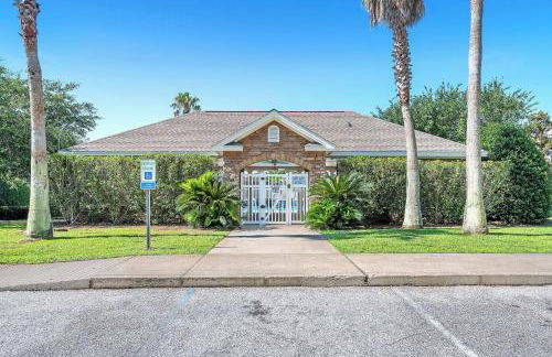 Newly Renovated Condo Minutes from The Beach, OWA Water Park and Tanger Outlets - Foto 13