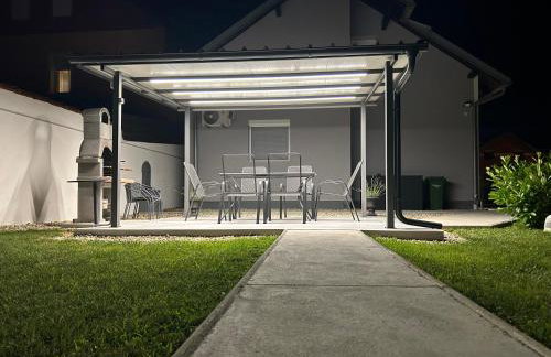 Apartmani Ana Vukovar - Foto 23