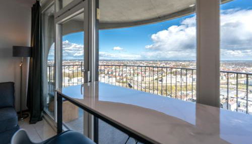 Apartment in der 30. Etage, Tolle Aussicht, Zentral - Foto 3