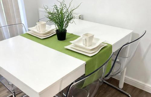 Ellas Stays - Photo 48
