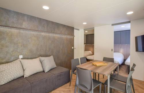 Cottage in Dordogne With Lake View and Pool - Foto 10