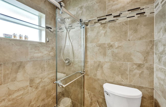 Villa Royale 4 BR Home w Pool & Hot Tub - Foto 40