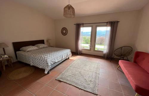 Proche Roussillon, La villa rouge Luberon, piscine chauffée, climatisation et vue Luberon - Foto 17