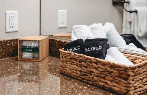 Primrose Studio 1BR Studio near Downtown Beaches Wineries - Photo 31