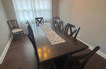 Arlington Heights 5bd 3bth sleeps 14 with driveway parking - Foto 15