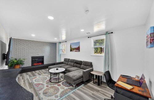 4BR House Mins to Downtown Annapolis with Firepit, Basement Bar, & Sleeps 12 - Foto 23