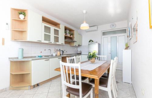 Apartments with parking space Zivogosce - Blato, Makarska - 22253 - Foto 35