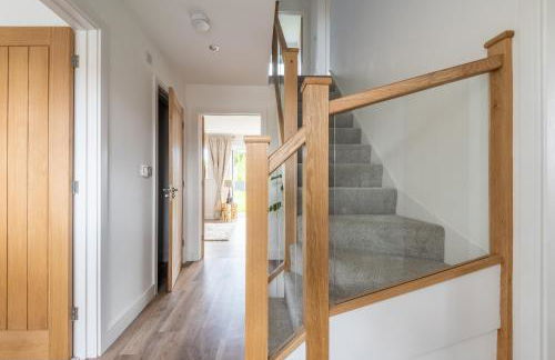 Luxurious 3 bedroom house now with FULL FIBRE INTERNET Shangri la in village of Alfrick with driveway parking for 3 cars in an area of outstanding natural beauty, superb walking,close to Worcester, Malvern showground, theatre, Malvern hills, dogs welcome - Photo 54