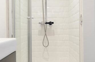 Bay City Studio Apartments - Foto 43