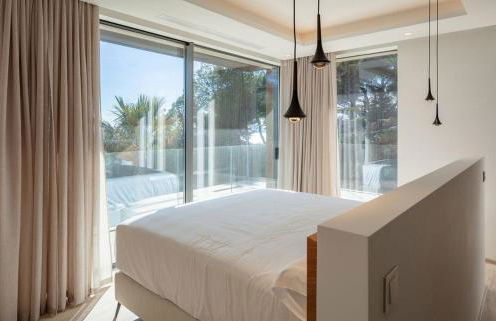 Villa de vacaciones con piscina infinita - Foto 12