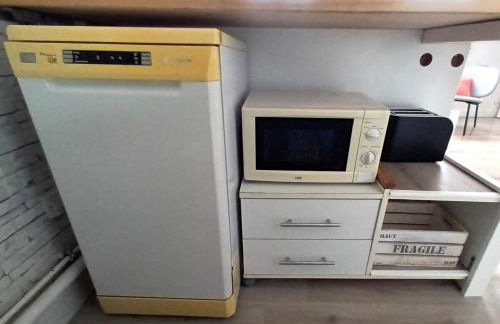 Chez Auguste - T2 spacieux - wifi - tv - Foto 11