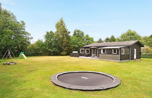 6 Person Holiday Home in Hojby - Photo 30