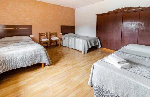 Can Bugantó - amplia casa con piscina y jardín - Foto 14