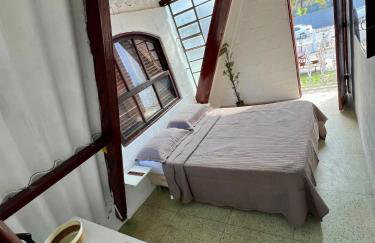 Casa estilo chale dúplex com 3 quartos, churrasqueira, balanço, chuveirão e a uma quadra da praia - Foto 26