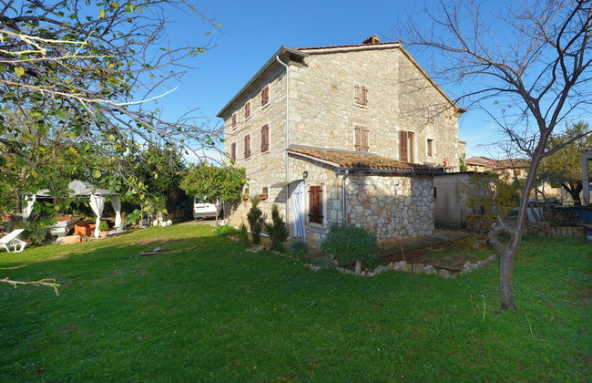 Beautiful Stone House in Gedici - Beahost Rentals - Foto 1