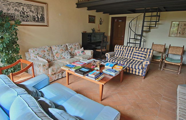 Cottage in Urbania With Pool & Terrace - Foto 10