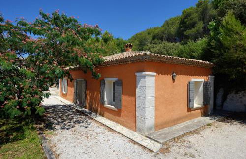 La Petite Maison - Mas des Sous Bois - Foto 1