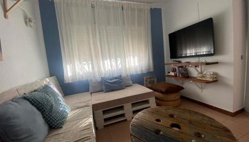 Lola's Beach House - Photo 4