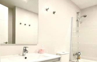 Puerto Paraiso Estepona port - Photo 32