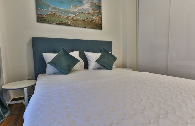 ROYAL GARDENS Apartments - Photo 28