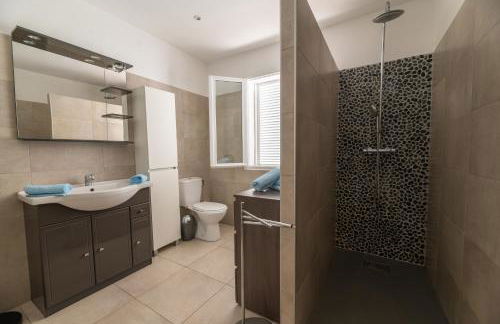 Superbe T3 en villa , entree sud de bastia ( Furiani ) - Foto 16