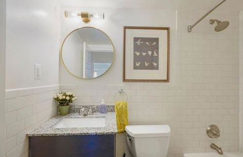 Crystal City Charm 2BR Free Parking 104 - Foto 7