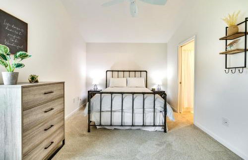 The Villages Home with Golf Cart and Community Pools! - Foto 14