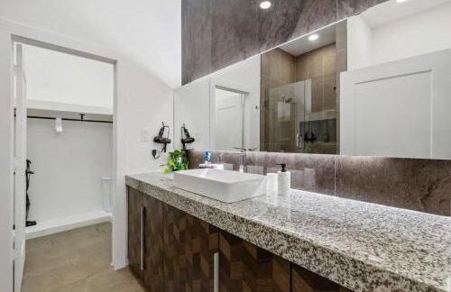 The Spinel 3BD In the Heart of Dallas - Photo 46