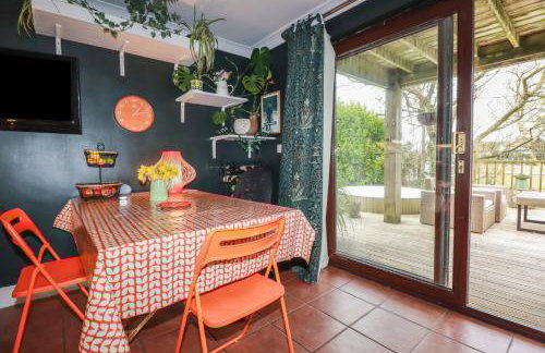 6 The Links - Photo 11