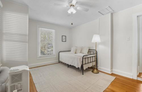 The Ginkgo Home on 5th, Downtown Hinton - Foto 6