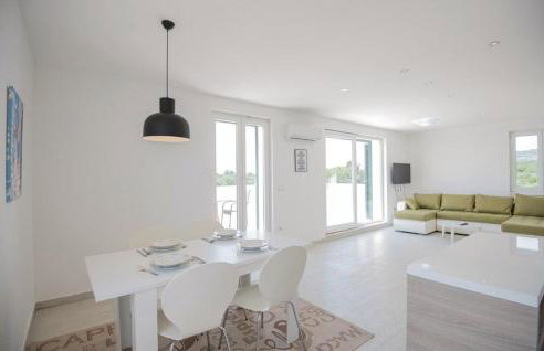 Villa Sucuraj - Foto 11