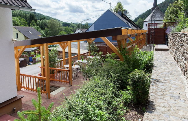 A Modern Apartment in the Hunsruck Region's Romantic Drohn Valley - Photo 61