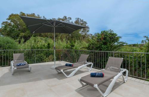 Beachside Villa in Carib Playa - Photo 30