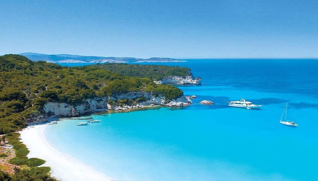 Paxoi Sunny Serenity - Kirki s Studio With Jacuzzi - Foto 2, Habitación