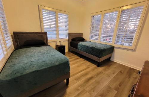 3 bedroom top story apartment near Pico blvd - Foto 30