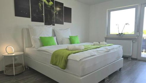 HAPPY HOMES FUN - Dein Erlebnis-Apartment für Gamer, Helden & große Kinder - Parkplatz - PS5 - WLAN - Foto 2, furniture, heating