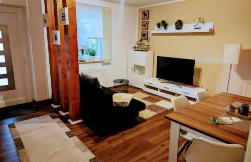 Ferienwohnung Jobst - Ruhig mit Blick ins Grüne - Foto 1