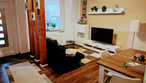 Ferienwohnung Jobst - Ruhig mit Blick ins Grüne - Foto 1