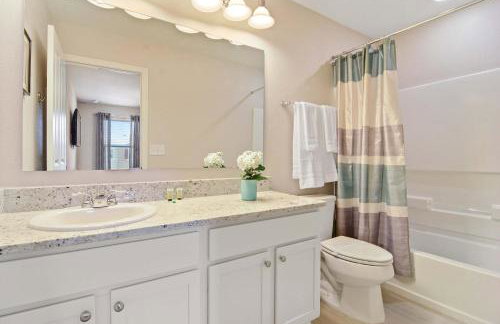 Four Bedroom w/ GameRoom 5152A - Foto 28