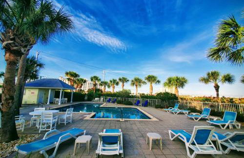 Navarre Beach Landing - Beach Gear Included - Walk to Beach - Sunset Views - Foto 3