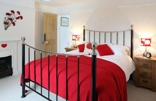 Dairy Barns Holiday Cottages - Photo 12