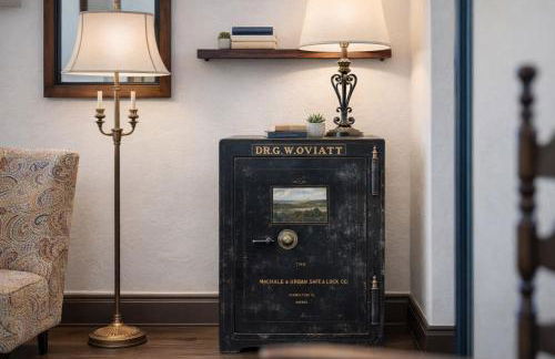 Large Luxury Downtown Loft - Walk to Everything Free Parking - Foto 18